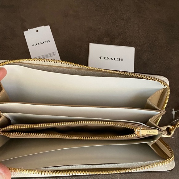 COACH 3 PIECE BUNDLE!! NWT!! OMG! - Picture 16 of 16